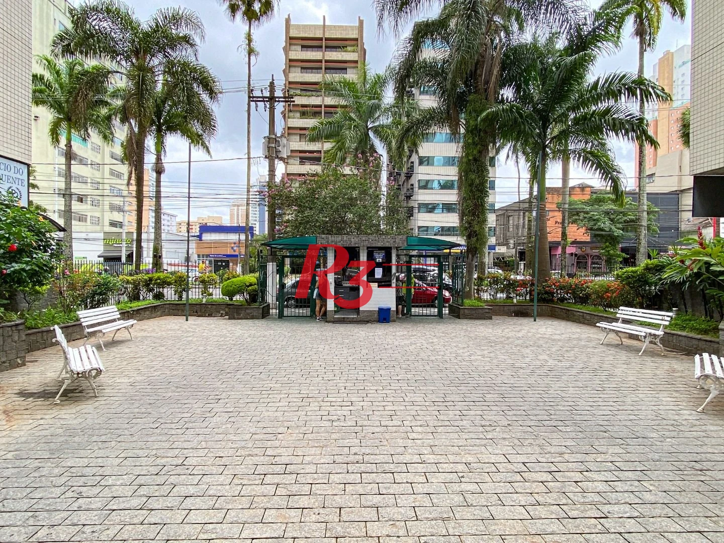 Apartamento com 3 dormitórios para alugar, 124 m² por R$ 5.300,02/mês - Gonzaga - Santos/SP