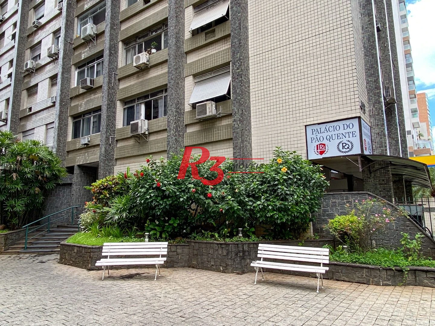 Apartamento com 3 dormitórios para alugar, 124 m² por R$ 5.300,02/mês - Gonzaga - Santos/SP