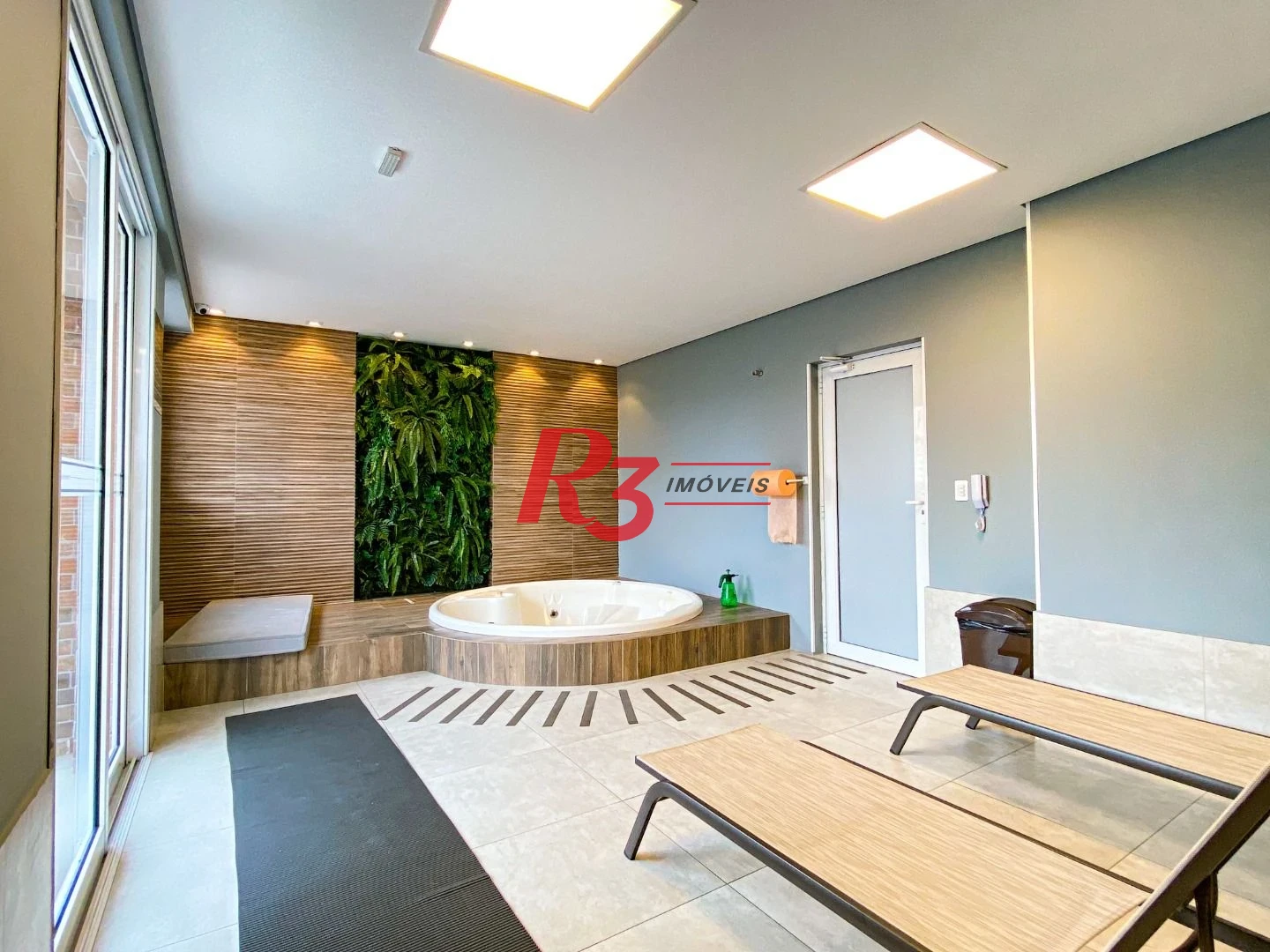 Apartamento com 2 dormitórios à venda, 66 m² por R$ 910.000,00 - Campo Grande - Santos/SP