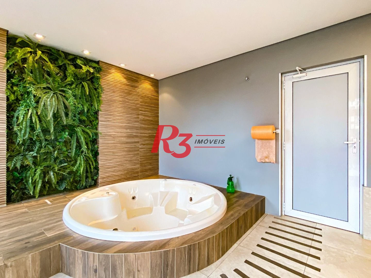 Apartamento com 2 dormitórios à venda, 66 m² por R$ 910.000,00 - Campo Grande - Santos/SP