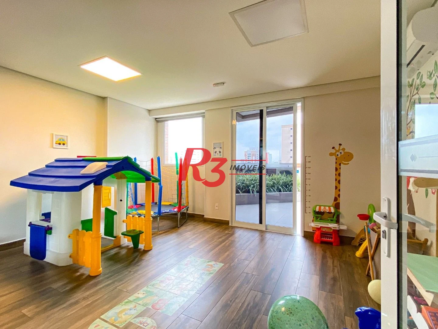 Apartamento com 2 dormitórios à venda, 66 m² por R$ 910.000,00 - Campo Grande - Santos/SP