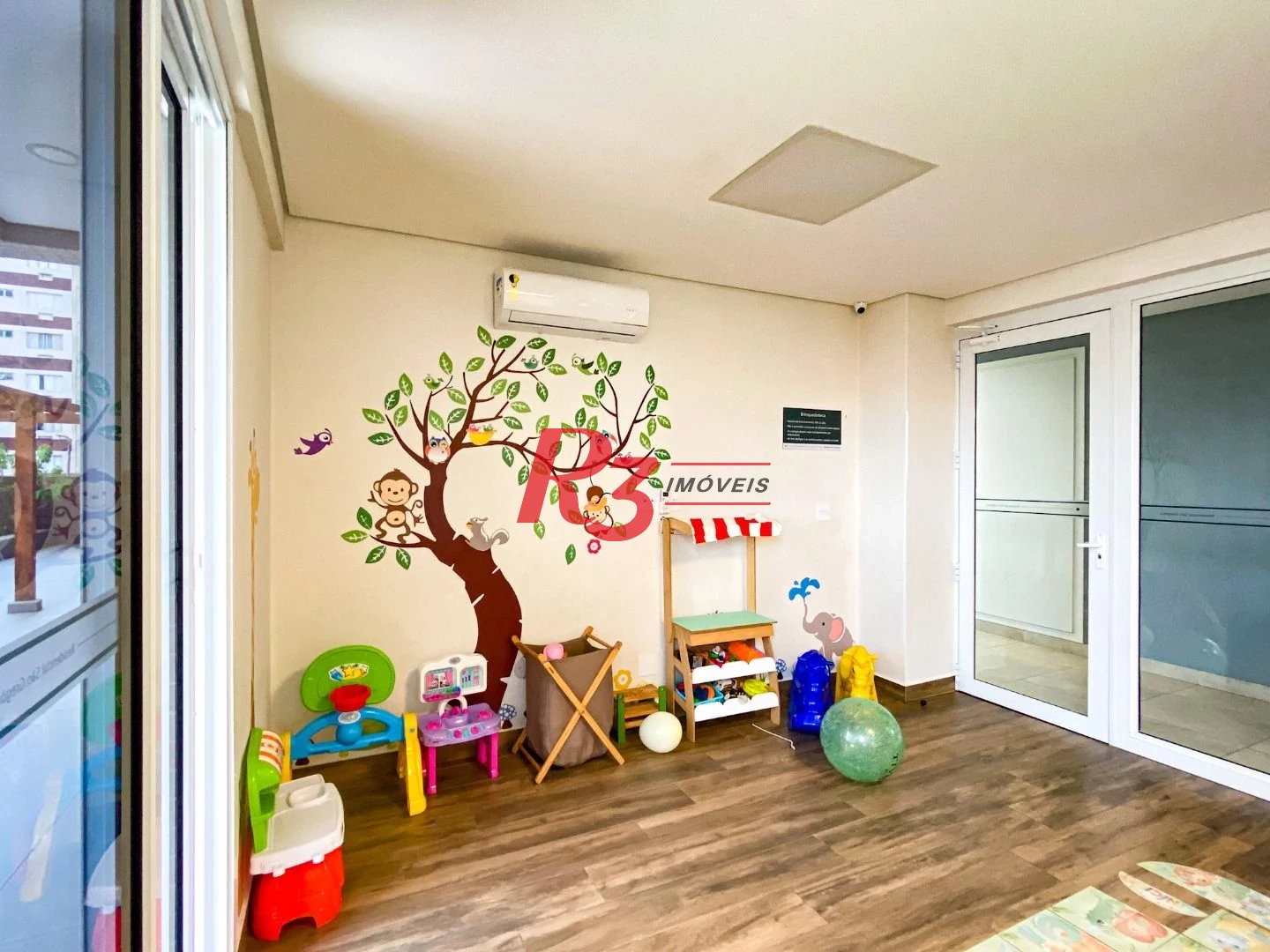 Apartamento com 2 dormitórios à venda, 66 m² por R$ 910.000,00 - Campo Grande - Santos/SP