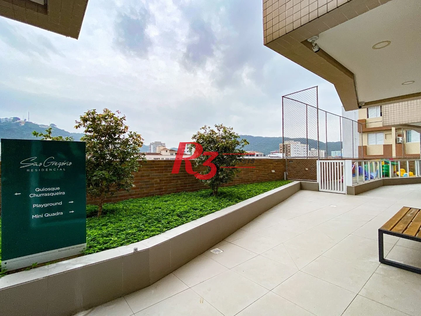 Apartamento com 2 dormitórios à venda, 66 m² por R$ 910.000,00 - Campo Grande - Santos/SP