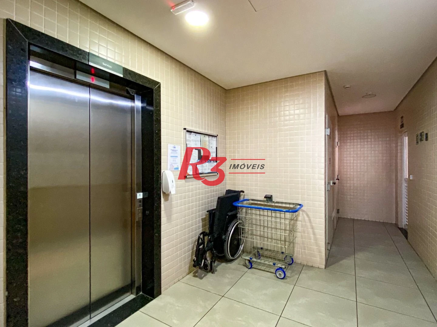 Apartamento com 2 dormitórios à venda, 66 m² por R$ 910.000,00 - Campo Grande - Santos/SP