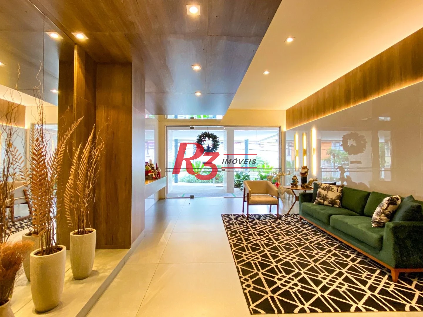 Apartamento com 2 dormitórios à venda, 66 m² por R$ 910.000,00 - Campo Grande - Santos/SP