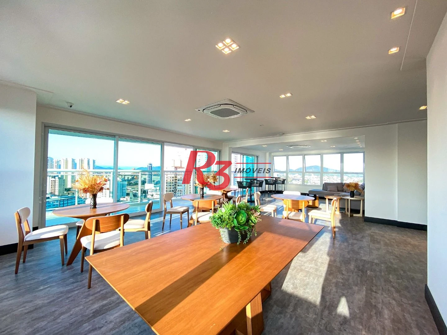 Apartamento com 3 dormitórios à venda, 166 m² por R$ 3.200.000,00 - Ponta da Praia - Santos/SP