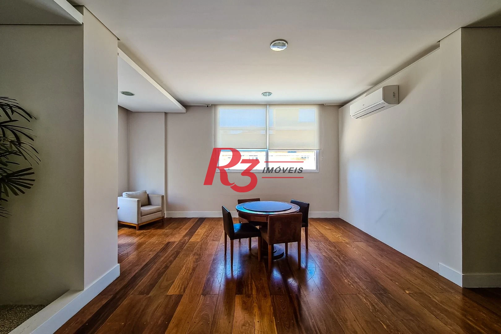 Apartamento com 3 dormitórios à venda, 155 m² por R$ 2.380.000,00 - Embaré - Santos/SP