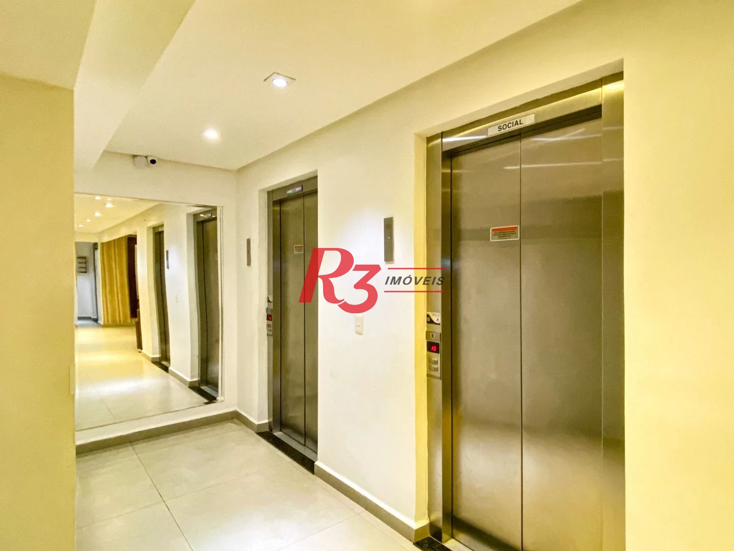 Apartamento com 1 dormitório para alugar, 56 m² por R$ 3.800,02/mês - Ponta da Praia - Santos/SP