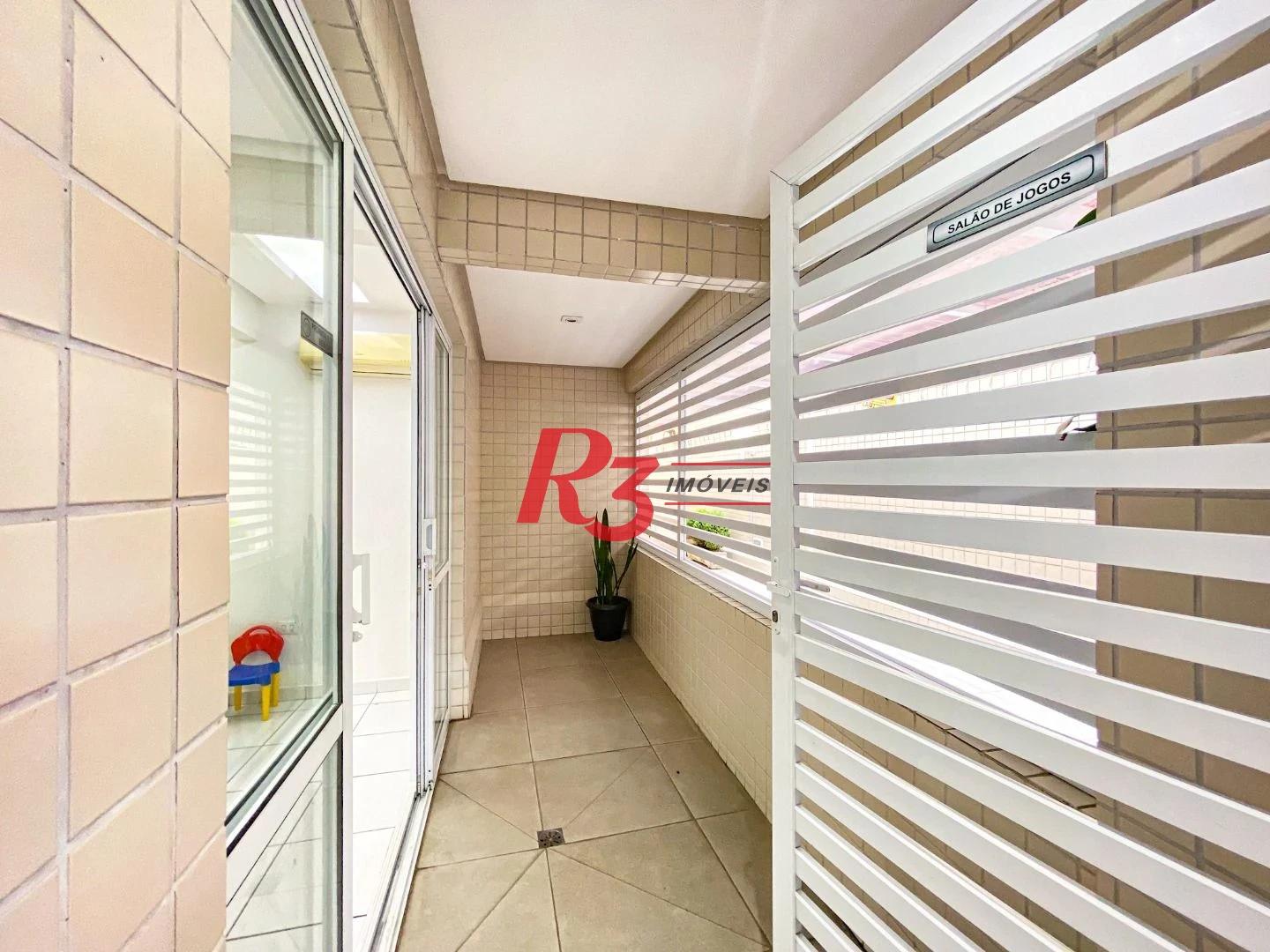 Apartamento com 1 dormitório para alugar, 56 m² por R$ 3.800,02/mês - Ponta da Praia - Santos/SP