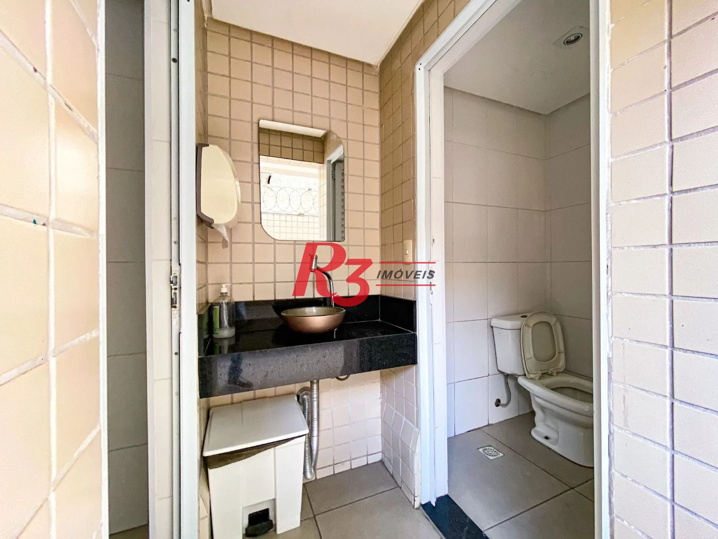 Apartamento com 1 dormitório para alugar, 56 m² por R$ 3.800,02/mês - Ponta da Praia - Santos/SP