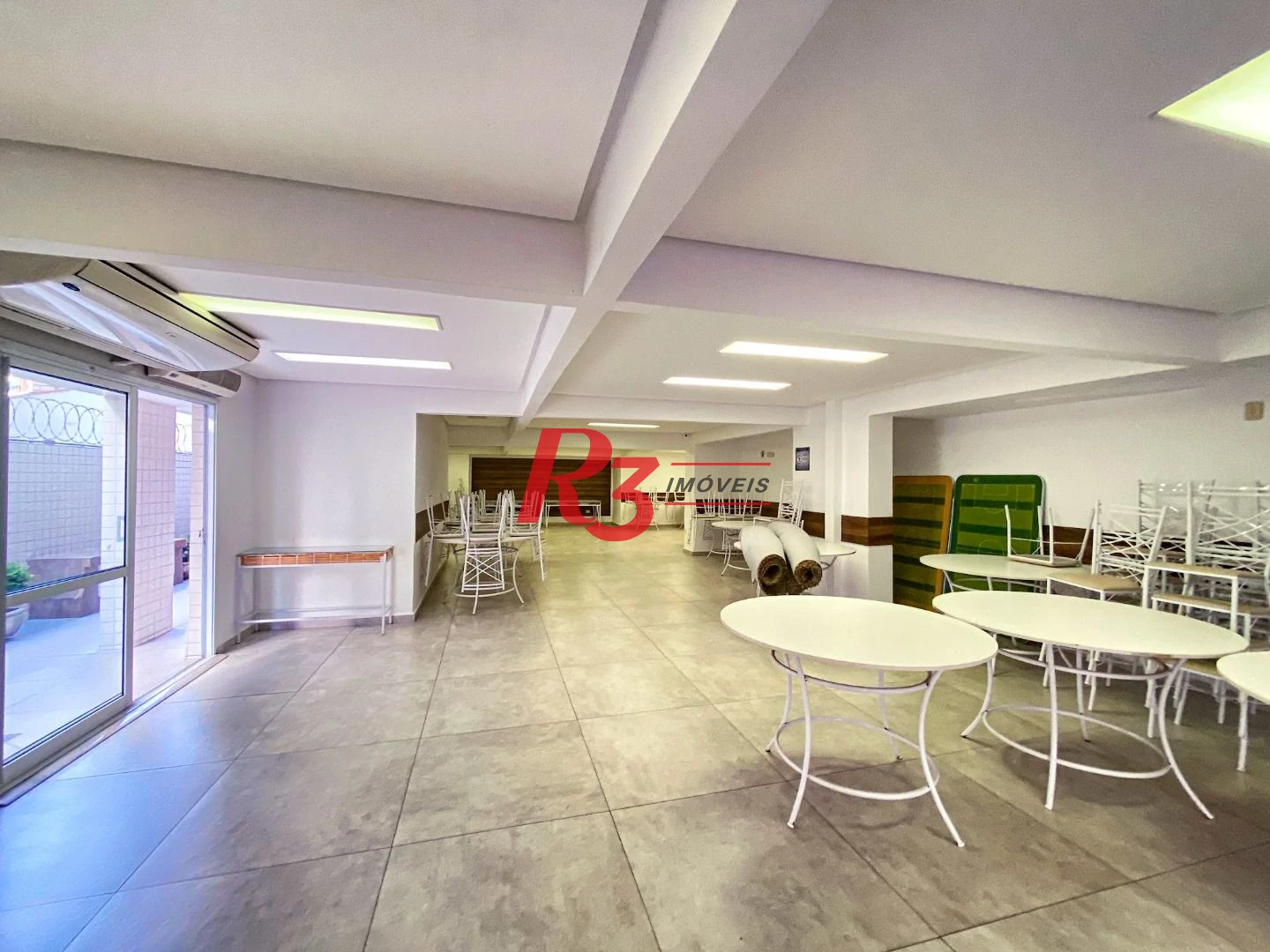 Apartamento com 1 dormitório para alugar, 56 m² por R$ 3.800,02/mês - Ponta da Praia - Santos/SP