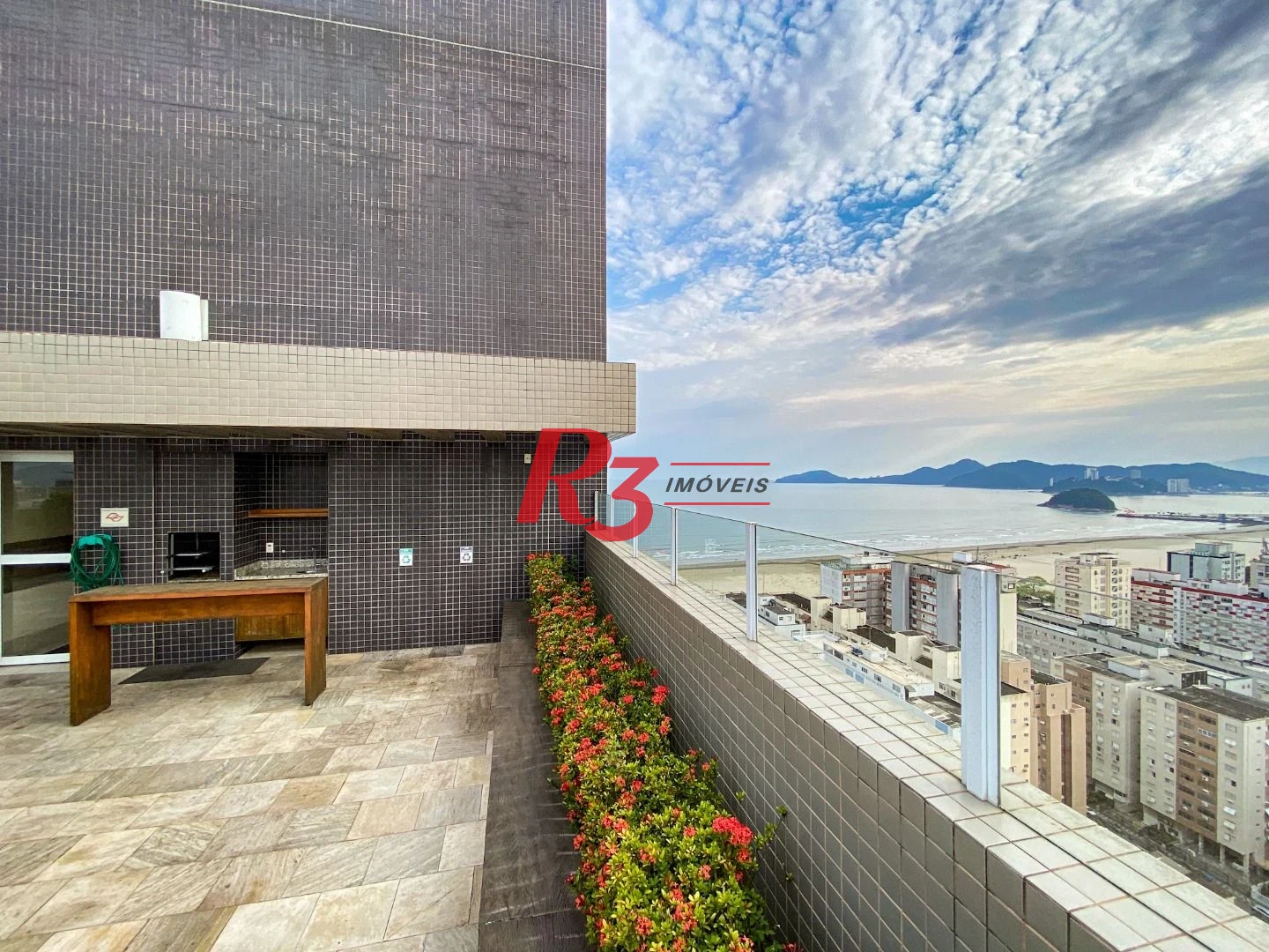 Apartamento à venda, 72 m² por R$ 1.450.000,00 - Gonzaga - Santos/SP
