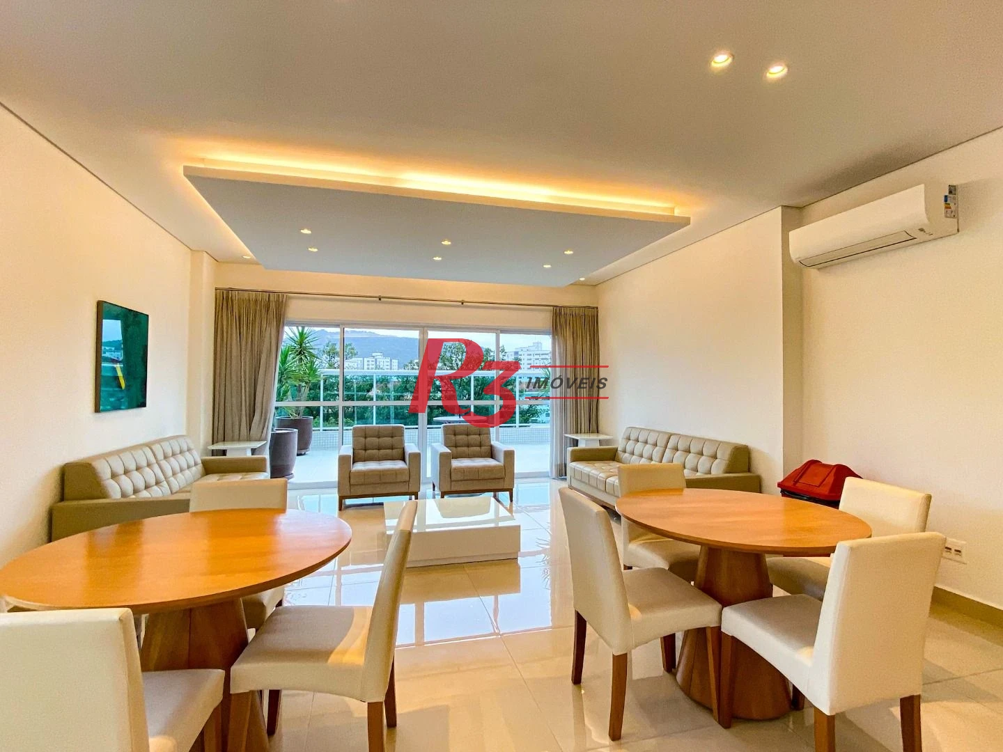 Apartamento com 2 dormitórios para alugar, 74 m² por R$ 7.000,00/mês - Gonzaga - Santos/SP