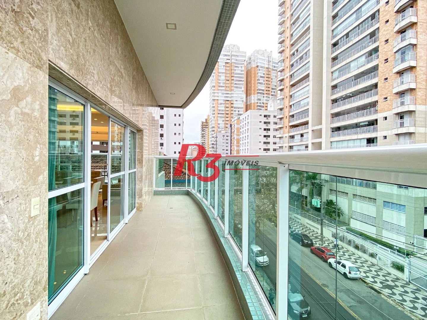 Apartamento com 2 dormitórios para alugar, 74 m² por R$ 7.000,00/mês - Gonzaga - Santos/SP
