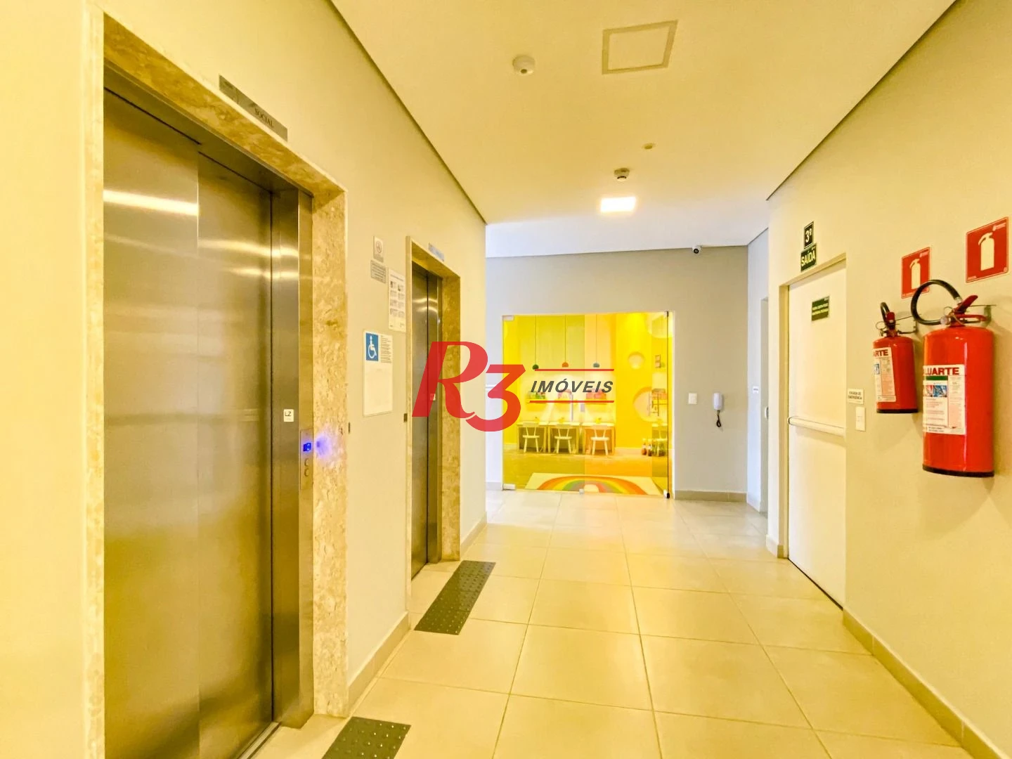 Apartamento com 2 dormitórios para alugar, 74 m² por R$ 7.000,00/mês - Gonzaga - Santos/SP