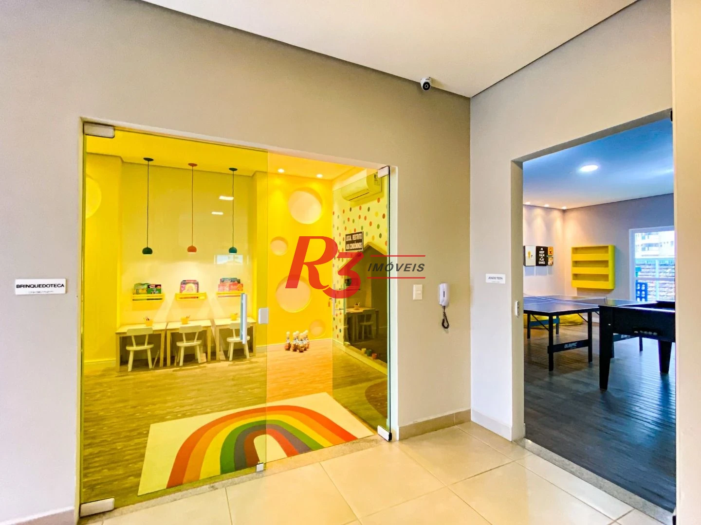 Apartamento com 2 dormitórios para alugar, 74 m² por R$ 7.000,00/mês - Gonzaga - Santos/SP