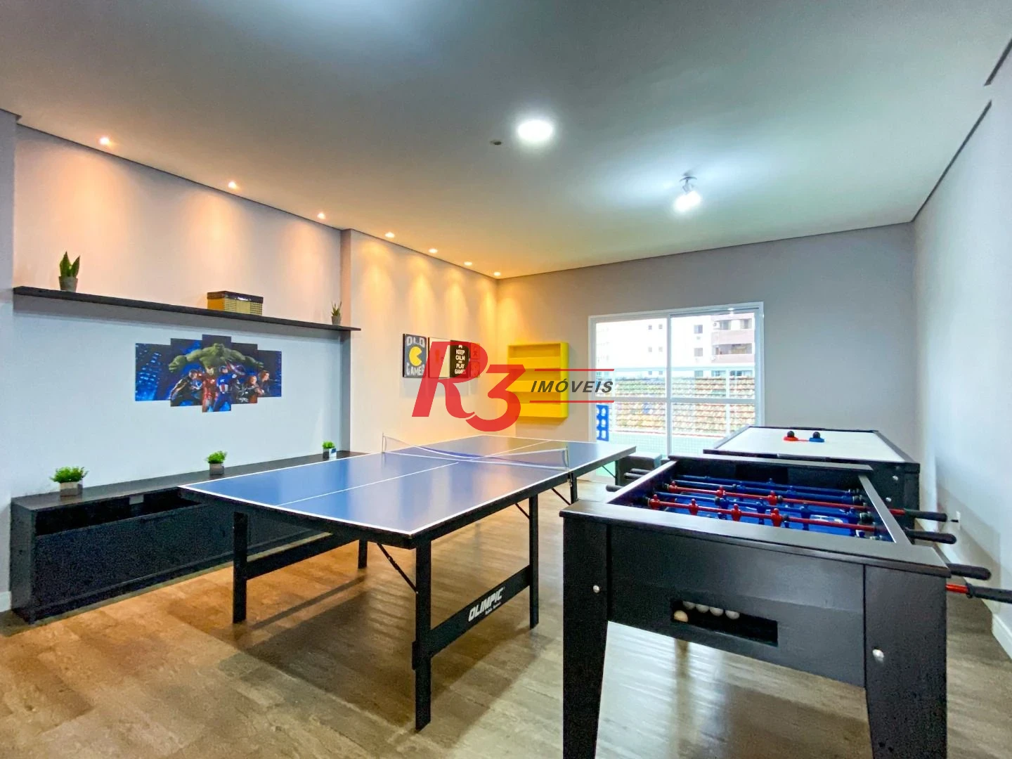 Apartamento com 2 dormitórios para alugar, 74 m² por R$ 7.000,00/mês - Gonzaga - Santos/SP