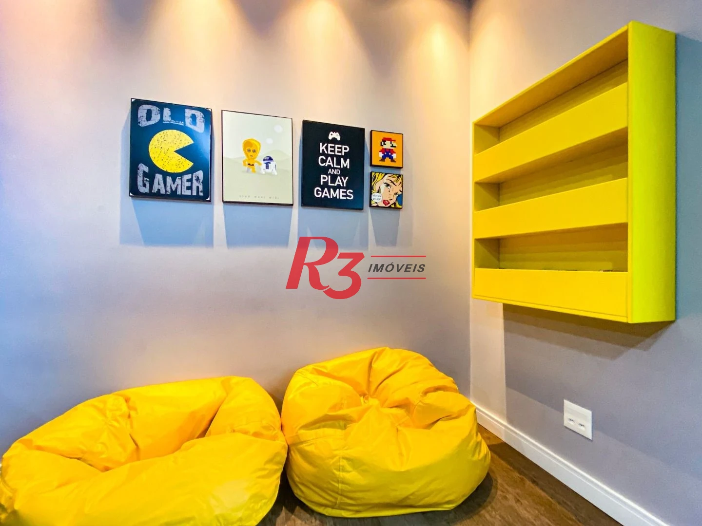 Apartamento com 2 dormitórios para alugar, 74 m² por R$ 7.000,00/mês - Gonzaga - Santos/SP