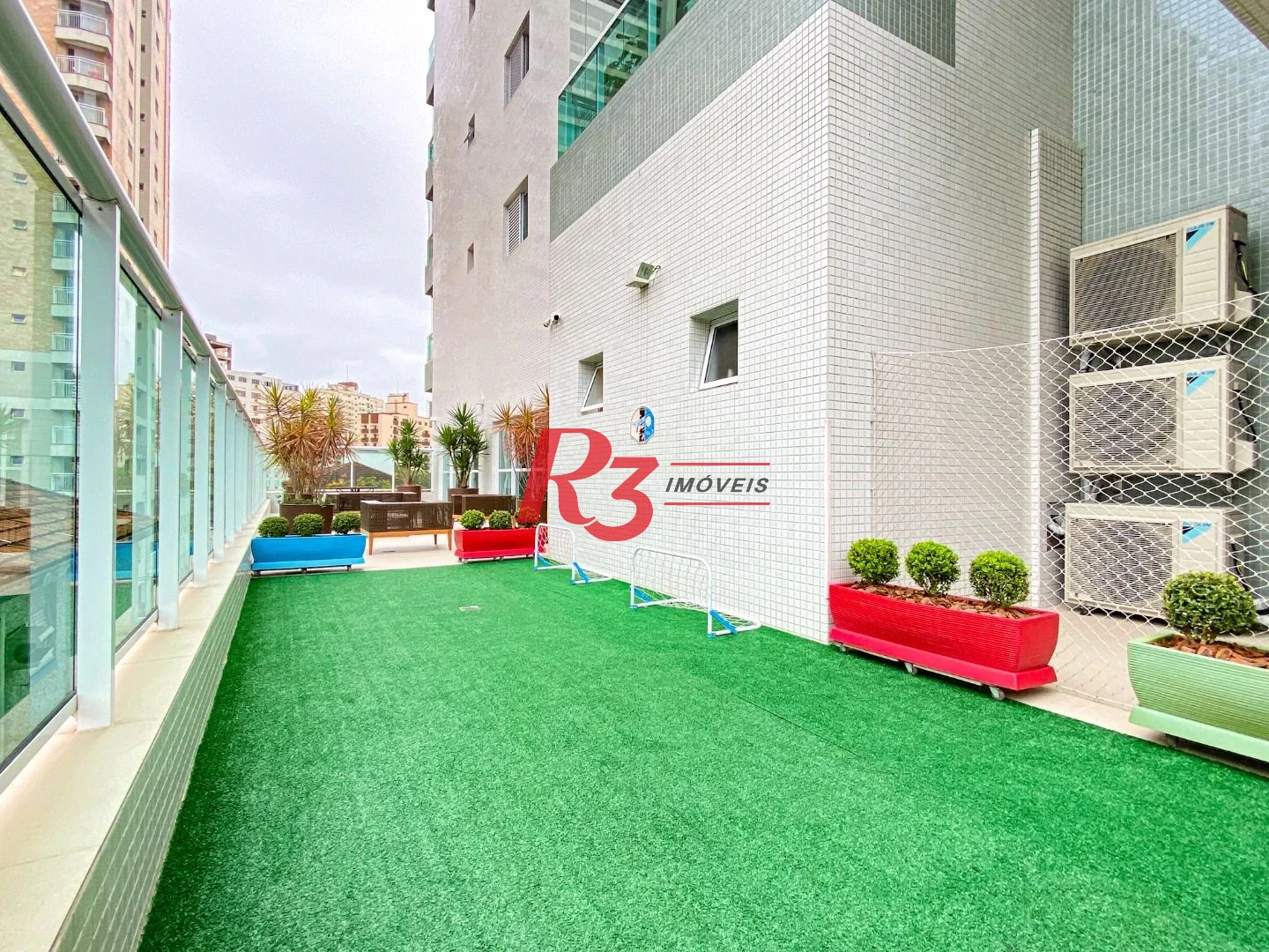 Apartamento com 2 dormitórios para alugar, 74 m² por R$ 7.000,00/mês - Gonzaga - Santos/SP