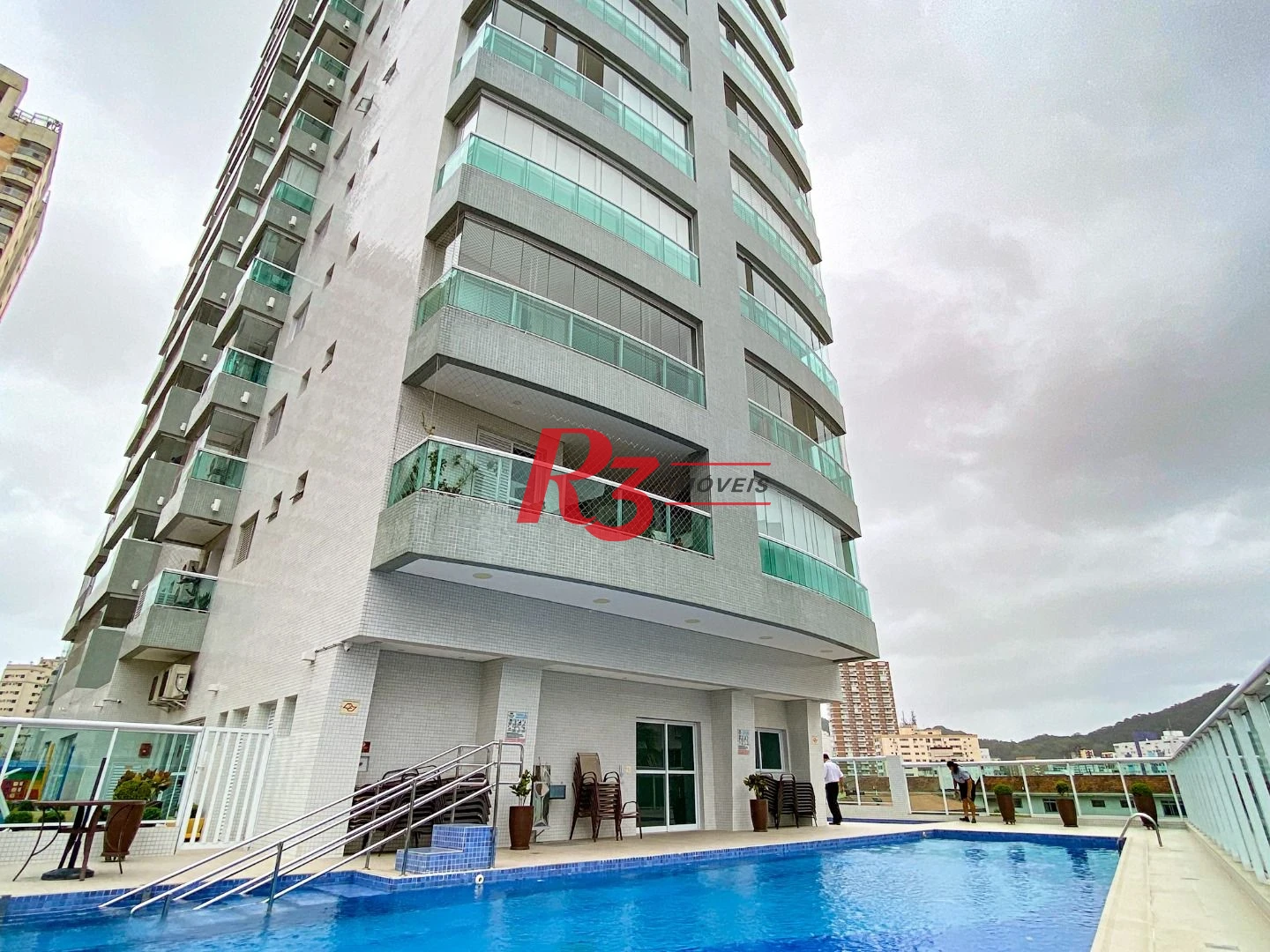 Apartamento com 2 dormitórios para alugar, 74 m² por R$ 7.000,00/mês - Gonzaga - Santos/SP