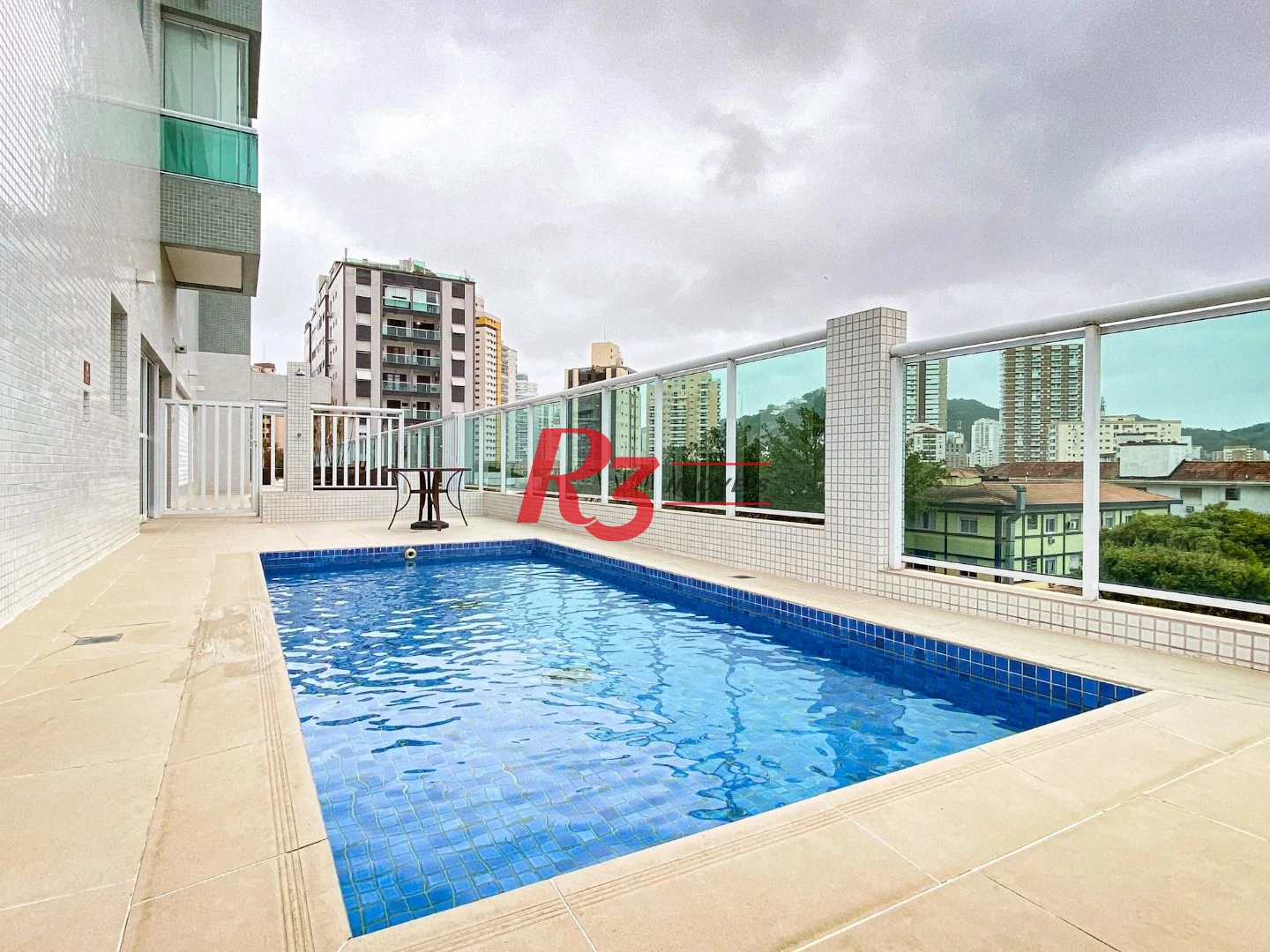 Apartamento com 2 dormitórios para alugar, 74 m² por R$ 7.000,00/mês - Gonzaga - Santos/SP