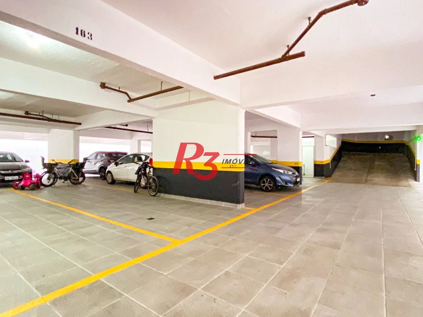 Apartamento com 2 dormitórios para alugar, 74 m² por R$ 7.000,00/mês - Gonzaga - Santos/SP