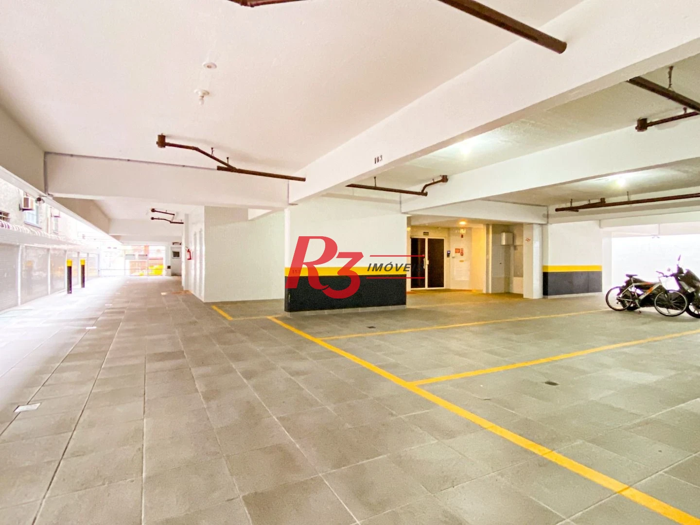 Apartamento com 2 dormitórios para alugar, 74 m² por R$ 7.000,00/mês - Gonzaga - Santos/SP