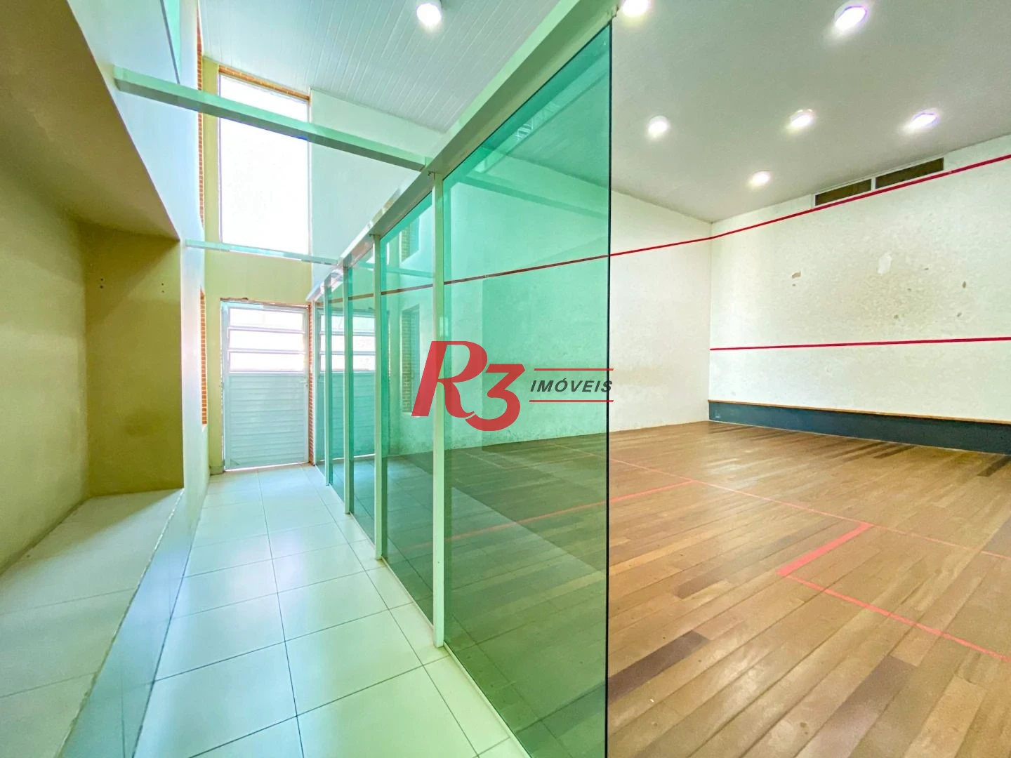 Apartamento com 1 dormitório à venda, 48 m² por R$ 590.000,00 - Ponta da Praia - Santos/SP