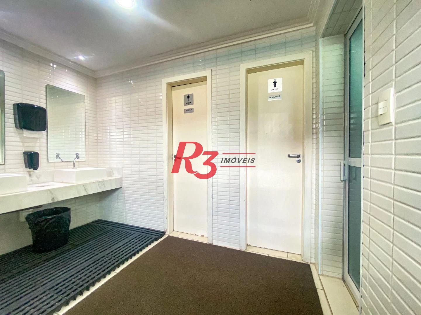 Apartamento com 1 dormitório à venda, 48 m² por R$ 590.000,00 - Ponta da Praia - Santos/SP