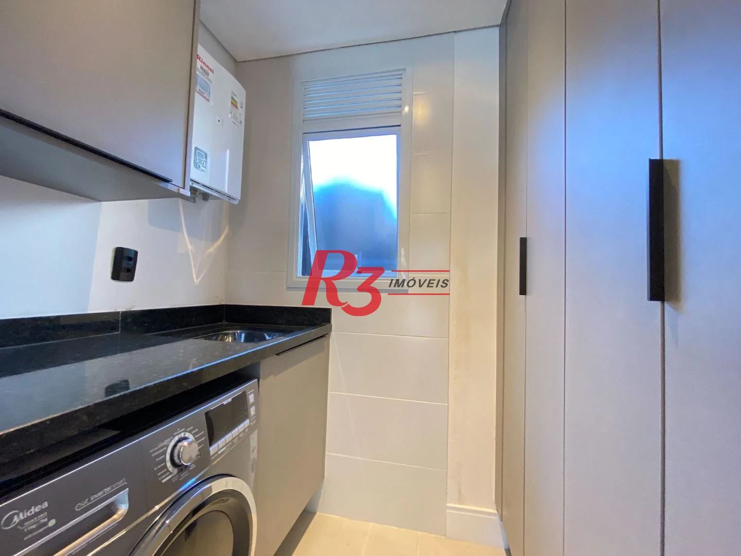 Apartamento com 2 dormitórios à venda, 72 m² por R$ 845.000,00 - Campo Grande - Santos/SP