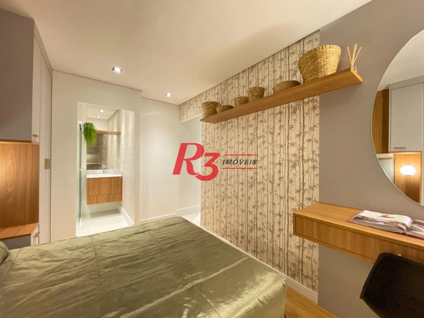 Apartamento com 2 dormitórios à venda, 72 m² por R$ 845.000,00 - Campo Grande - Santos/SP