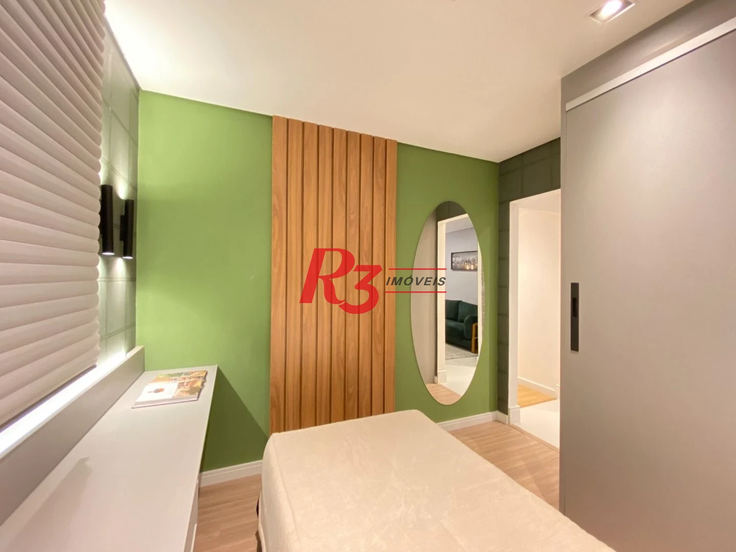Apartamento com 2 dormitórios à venda, 72 m² por R$ 845.000,00 - Campo Grande - Santos/SP