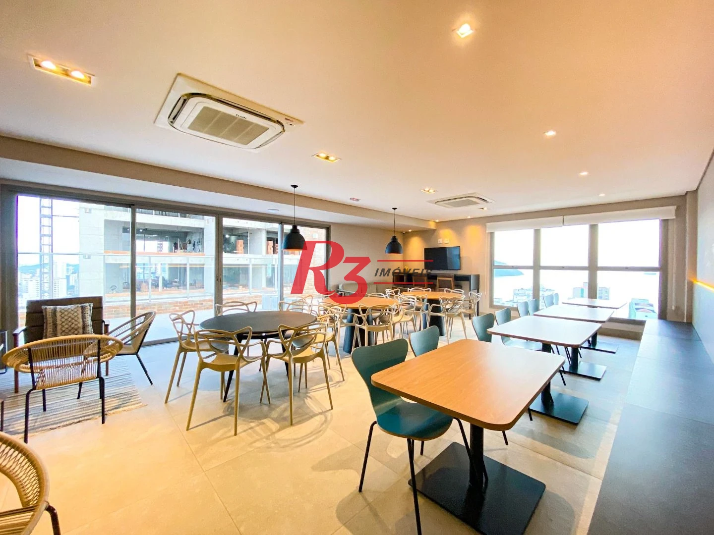 Apartamento com 1 dormitório à venda, 60 m² por R$ 880.000,00 - Aparecida - Santos/SP