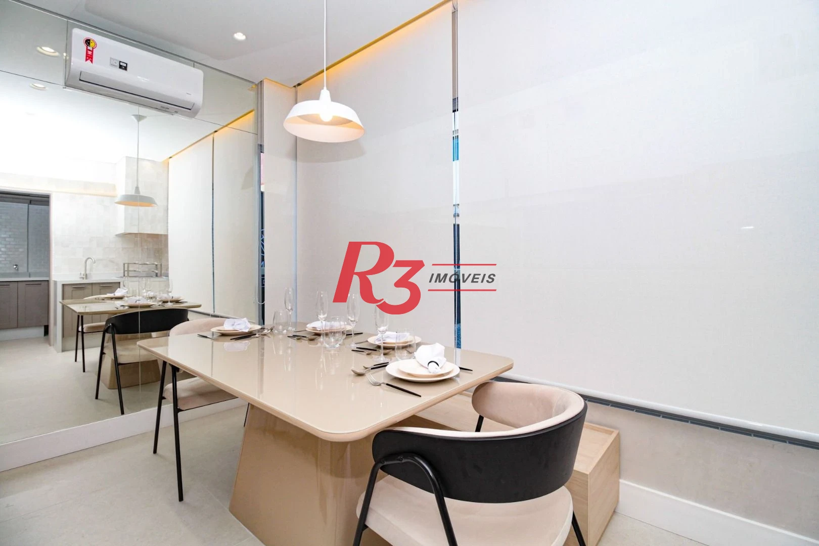 Apartamento com 1 dormitório à venda, 50 m² por R$ 600.000,00 - Marapé - Santos/SP