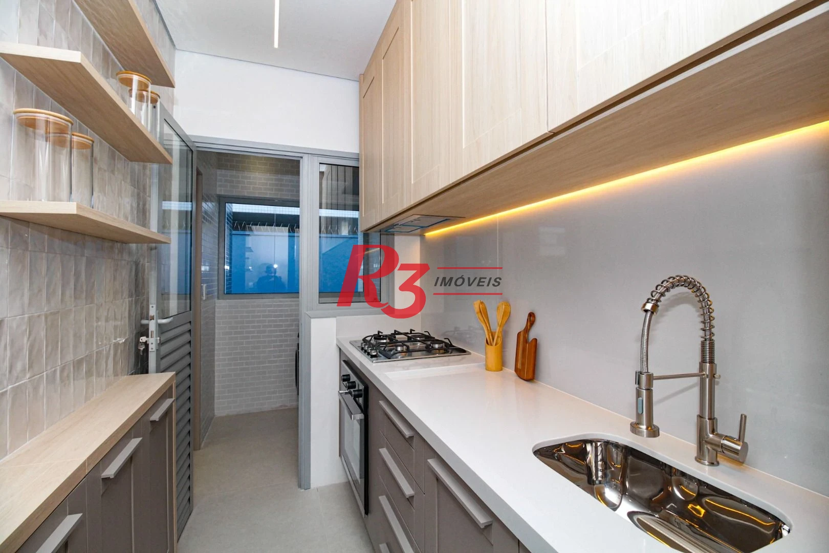 Apartamento com 1 dormitório à venda, 50 m² por R$ 600.000,00 - Marapé - Santos/SP