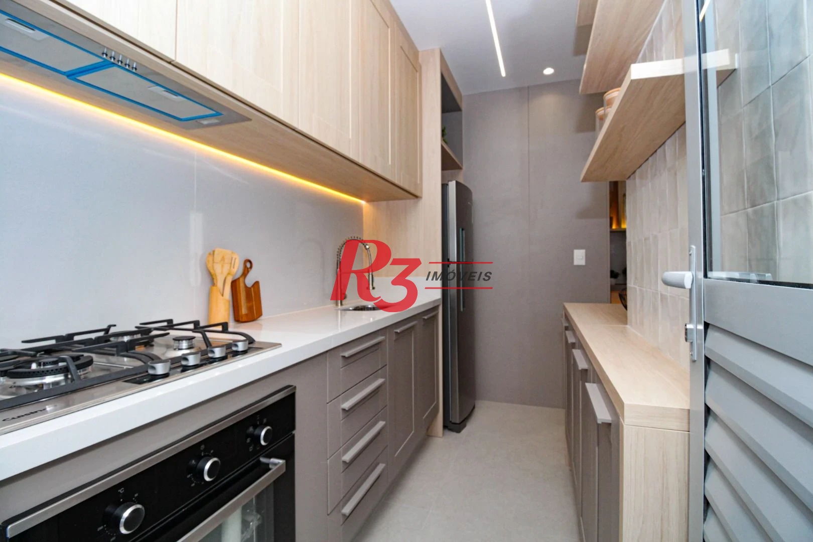 Apartamento com 1 dormitório à venda, 50 m² por R$ 600.000,00 - Marapé - Santos/SP