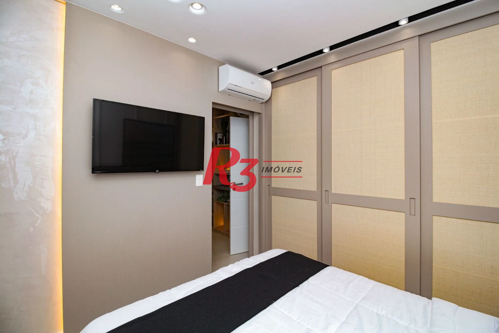 Apartamento com 1 dormitório à venda, 50 m² por R$ 600.000,00 - Marapé - Santos/SP