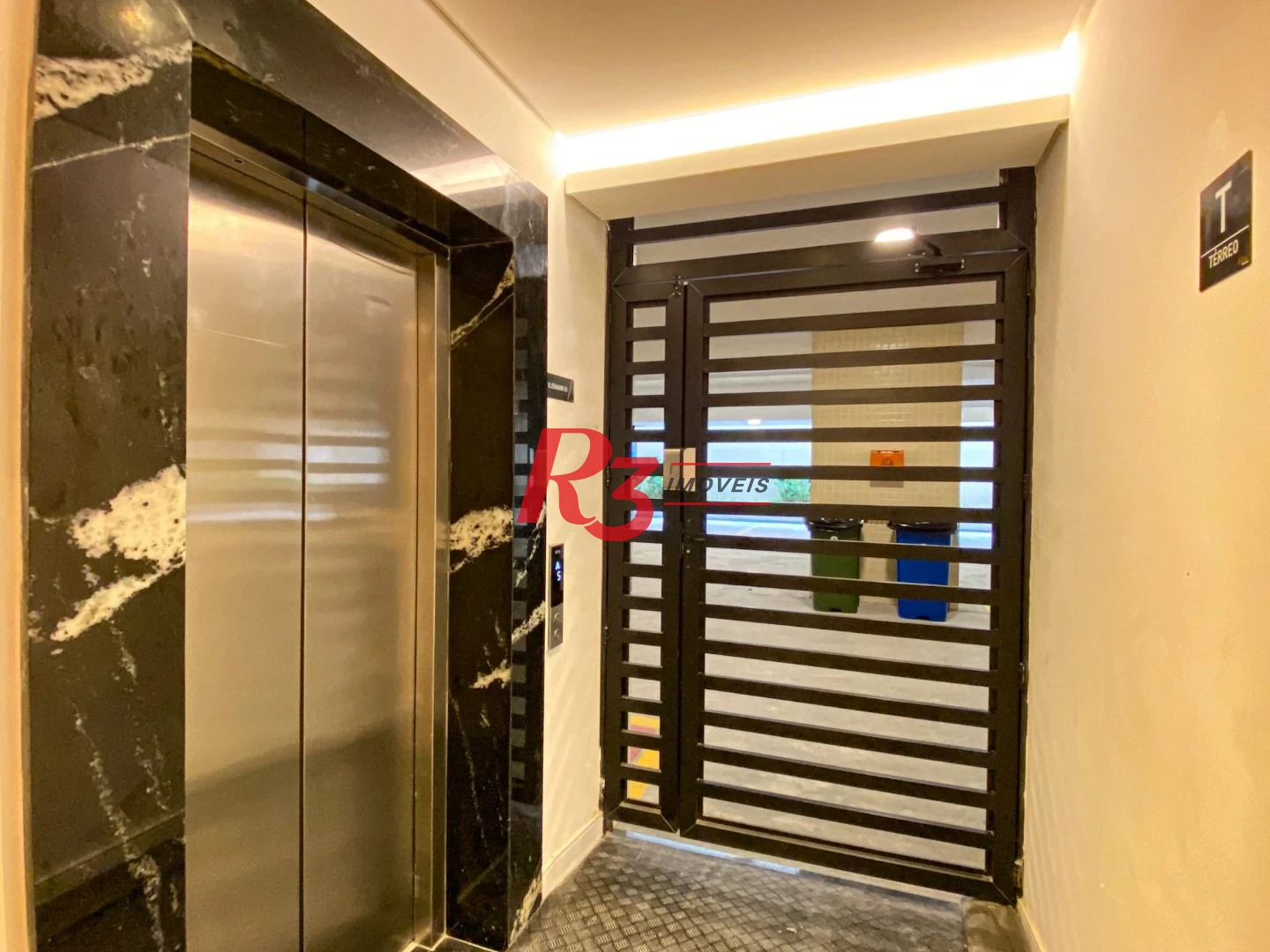 Apartamento com 2 dormitórios para alugar, 77 m² por R$ 7.000,02/mês - José Menino - Santos/SP