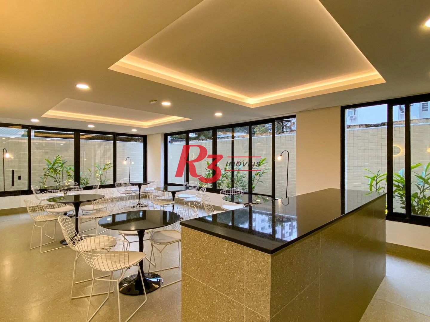 Apartamento com 2 dormitórios para alugar, 77 m² por R$ 7.000,02/mês - José Menino - Santos/SP
