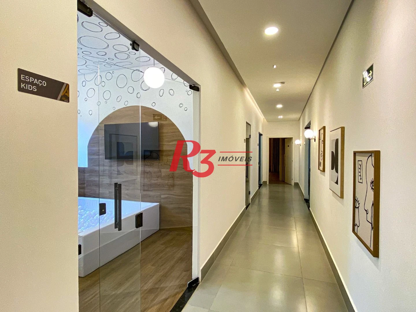 Apartamento com 2 dormitórios para alugar, 77 m² por R$ 7.000,02/mês - José Menino - Santos/SP