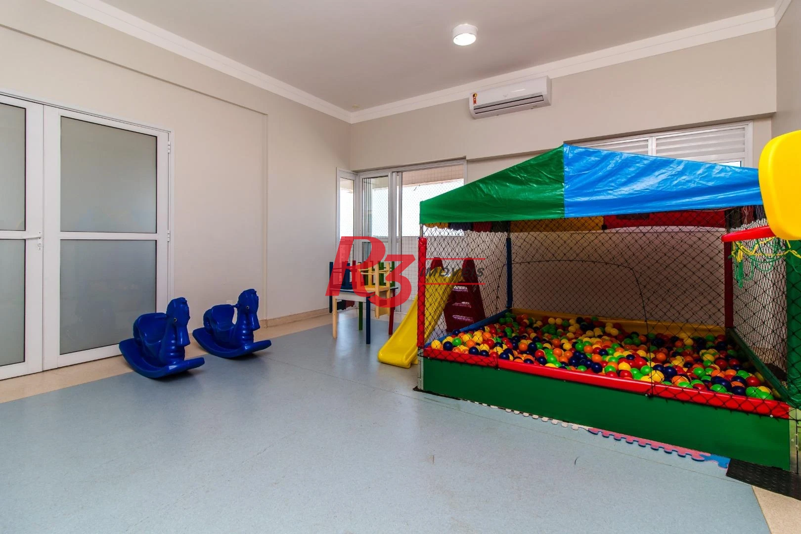 Apartamento com 2 dormitórios para alugar, 81 m² por R$ 6.700,00/mês - Campo Grande - Santos/SP