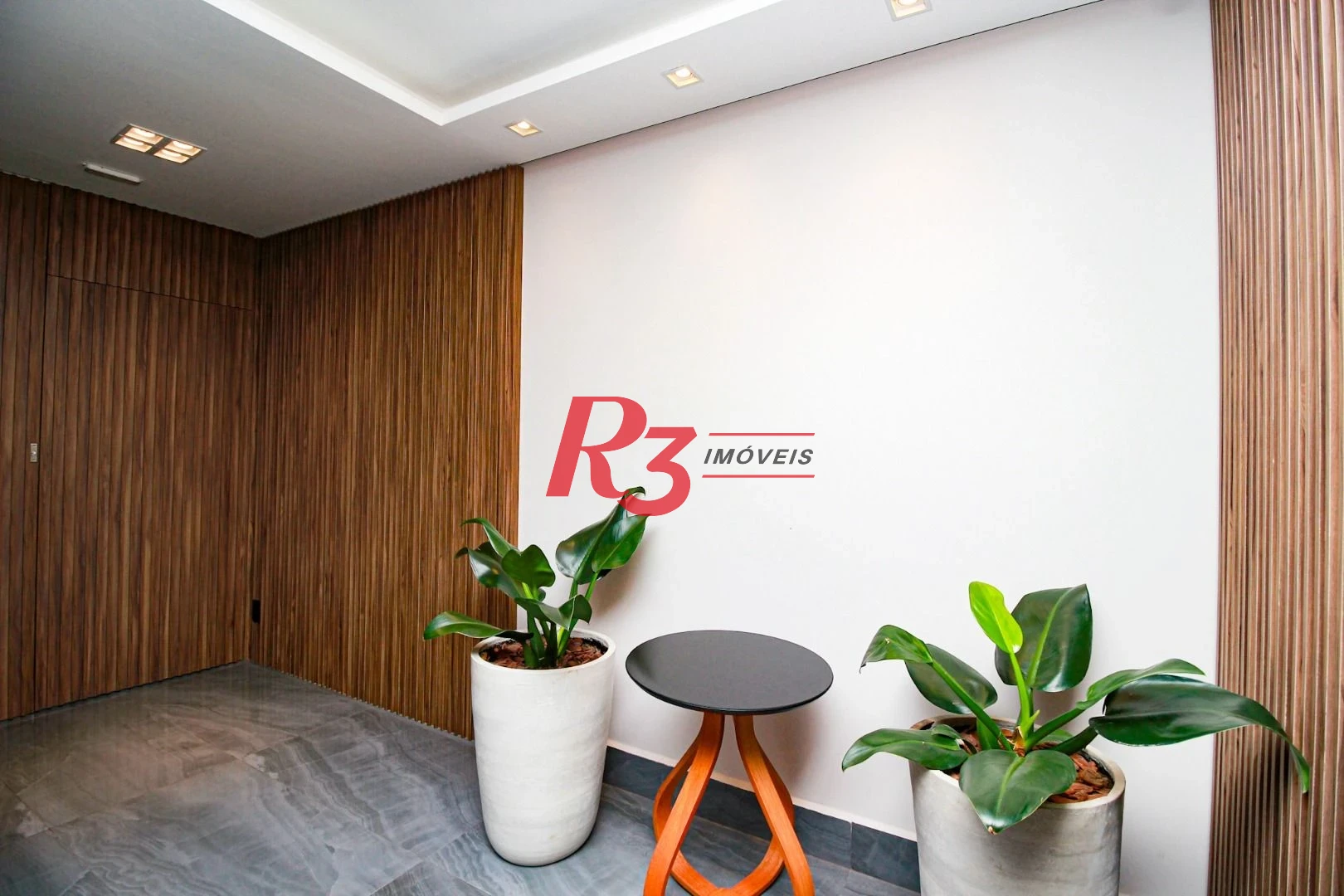 Apartamento com 3 dormitórios à venda, 125 m² por R$ 1.950.000,00 - Embaré - Santos/SP