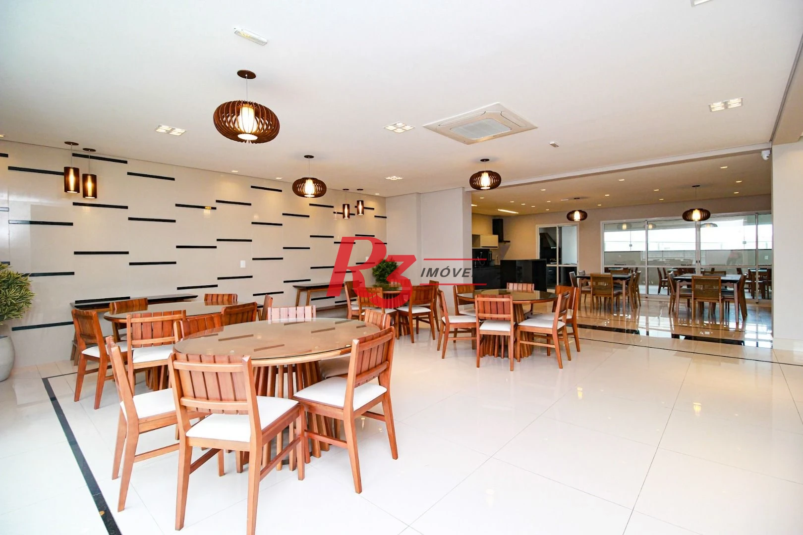 Apartamento com 3 dormitórios à venda, 125 m² por R$ 1.950.000,00 - Embaré - Santos/SP