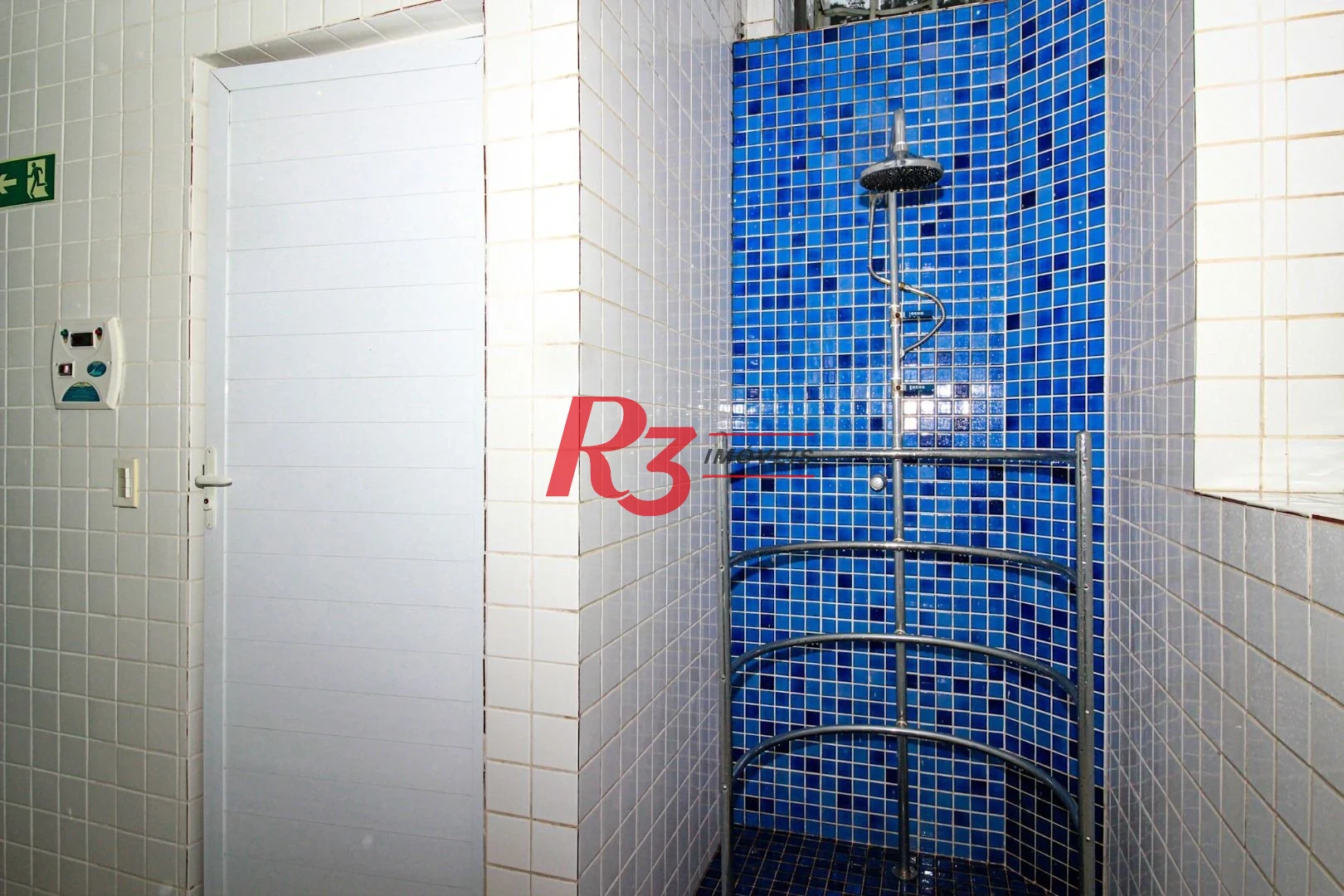 Apartamento com 2 dormitórios à venda, 68 m² por R$ 670.000,00 - Marapé - Santos/SP