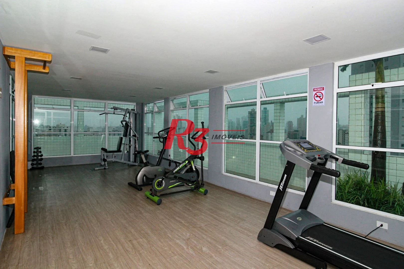 Apartamento com 2 dormitórios à venda, 68 m² por R$ 670.000,00 - Marapé - Santos/SP