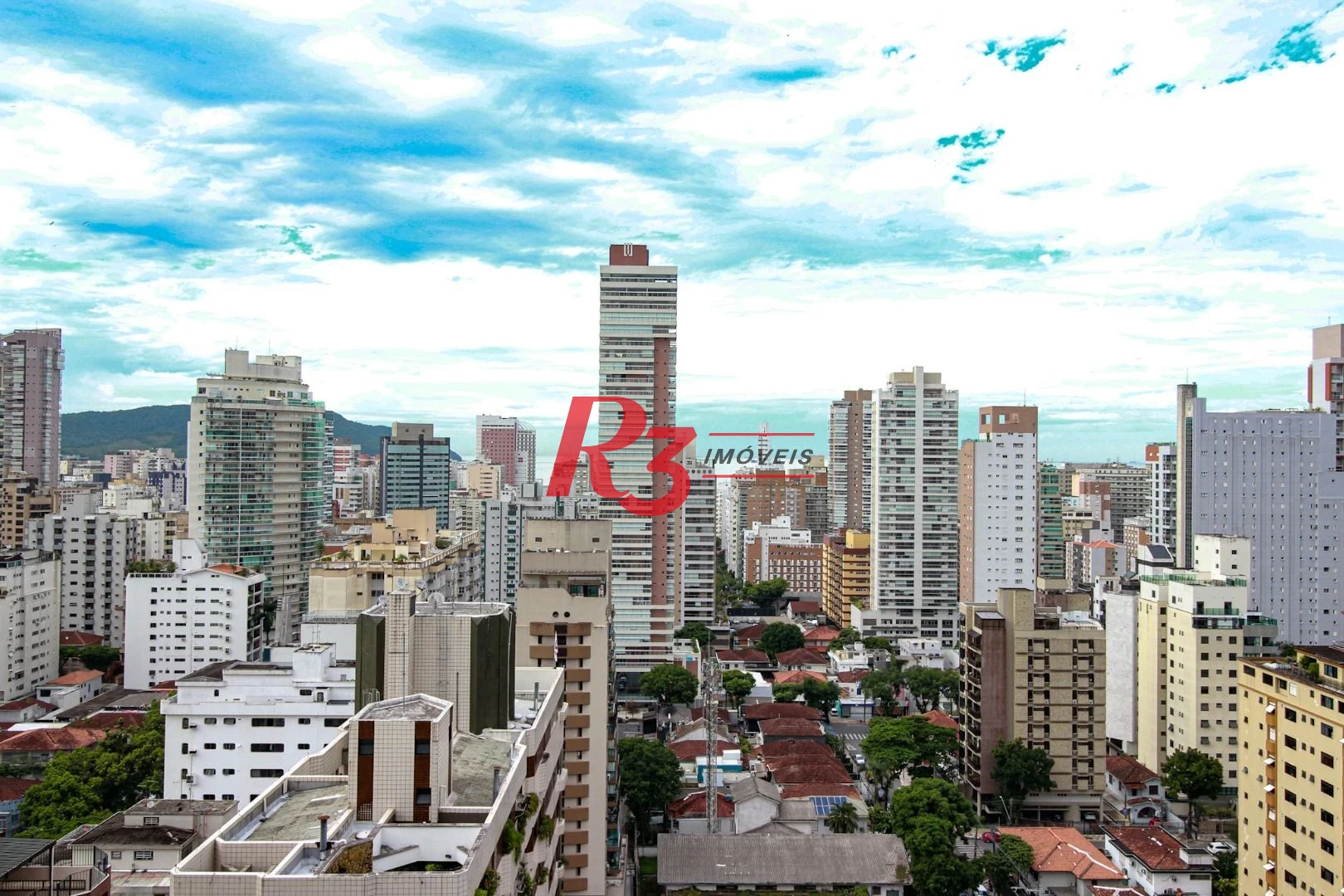 Apartamento com 3 dormitórios à venda, 105 m² por R$ 999.900,00 - Gonzaga - Santos/SP