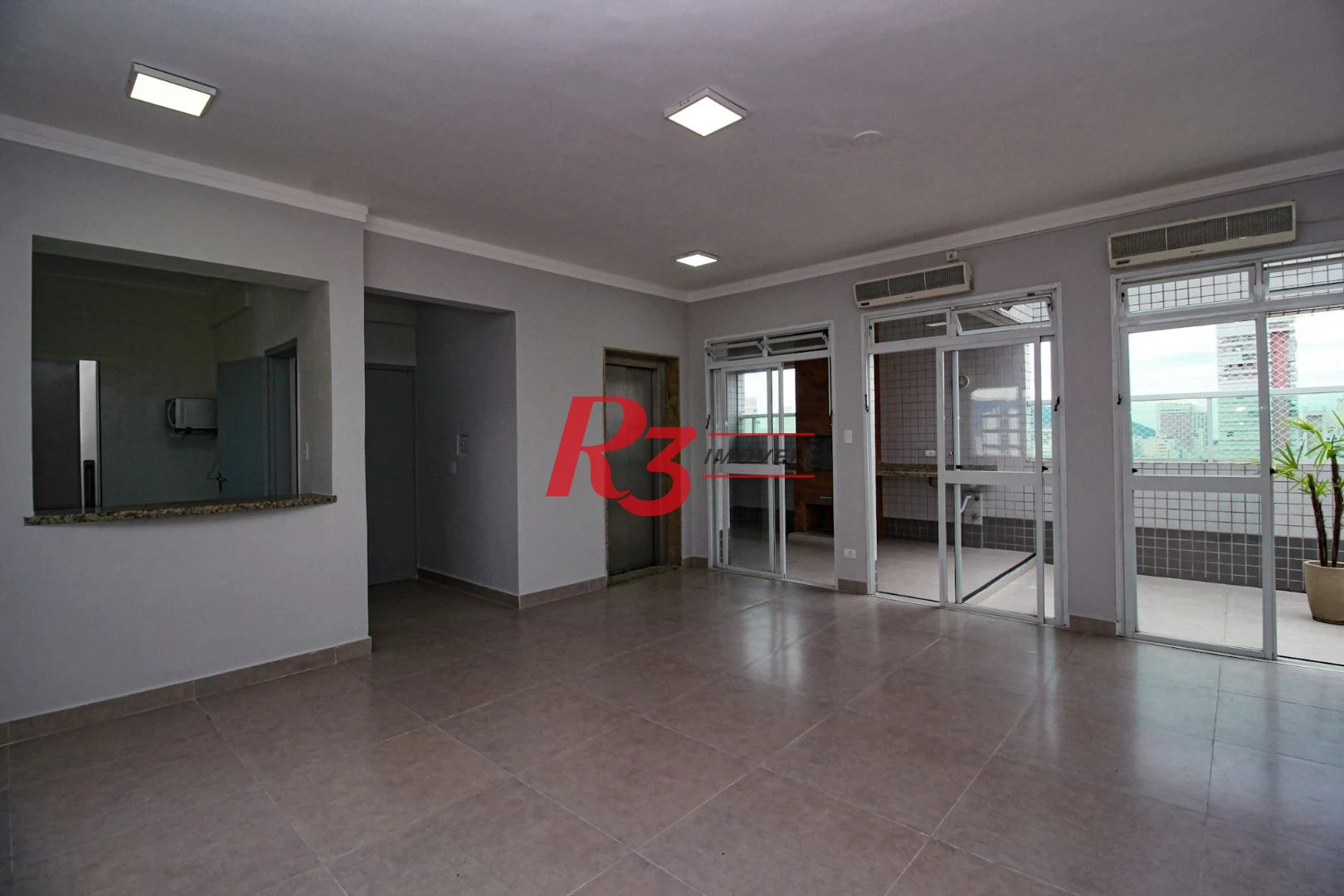 Apartamento com 3 dormitórios à venda, 105 m² por R$ 999.900,00 - Gonzaga - Santos/SP
