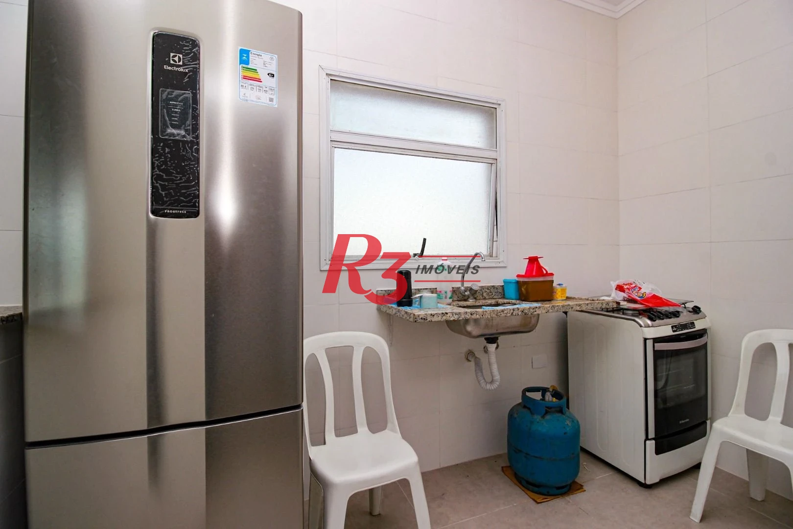 Apartamento com 3 dormitórios à venda, 105 m² por R$ 999.900,00 - Gonzaga - Santos/SP