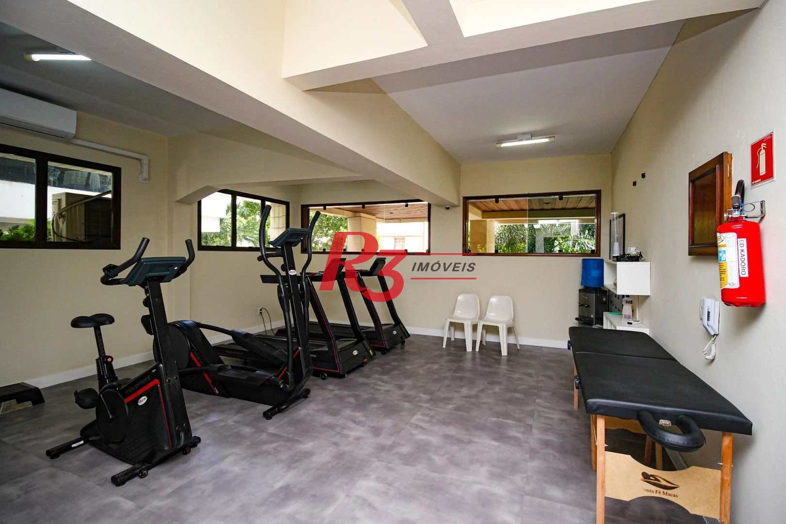 Apartamento com 3 dormitórios à venda, 235 m² por R$ 2.990.000,00 - Gonzaga - Santos/SP