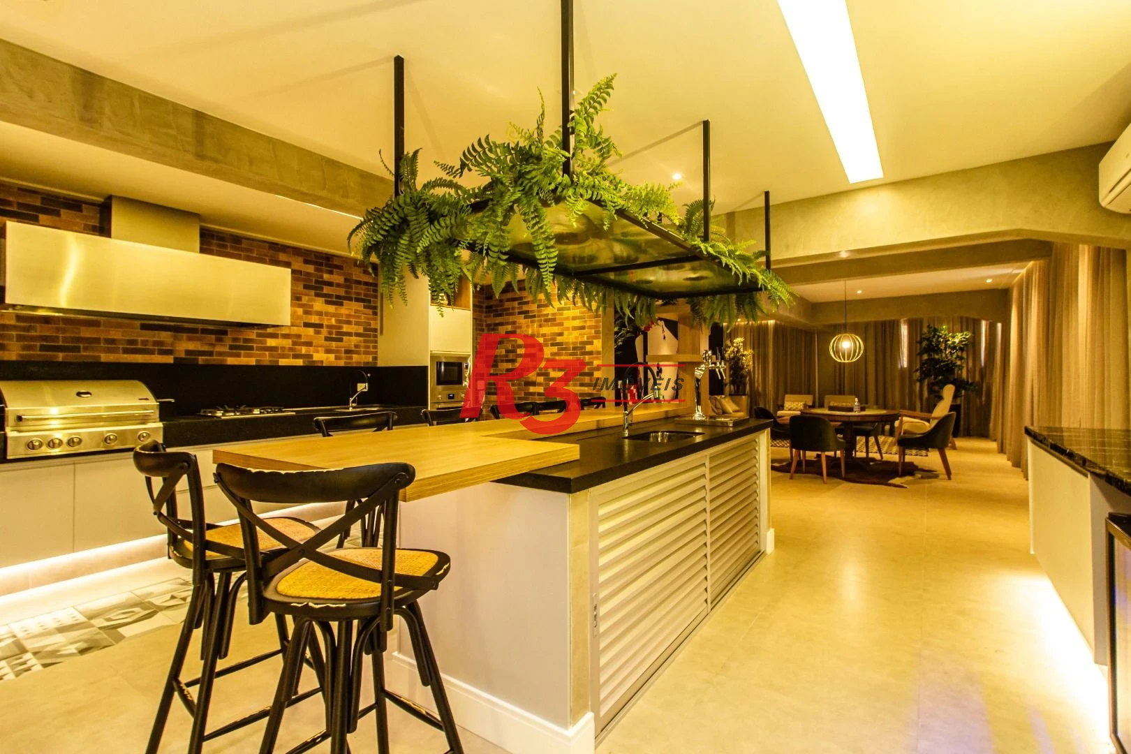 Apartamento com 3 dormitórios à venda, 235 m² por R$ 2.990.000,00 - Gonzaga - Santos/SP